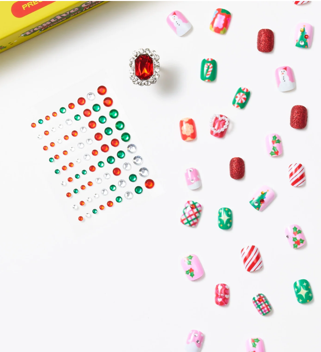 Festive Cheer Press On Nail Kit
