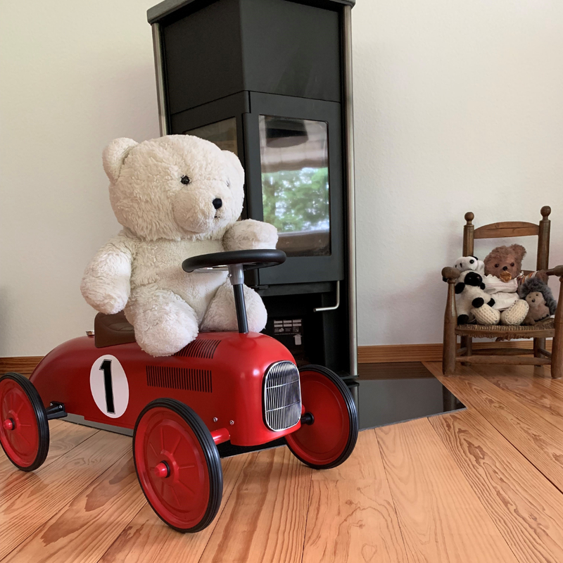 Classic Vintage Race Car Ride-On Vehicle, Red