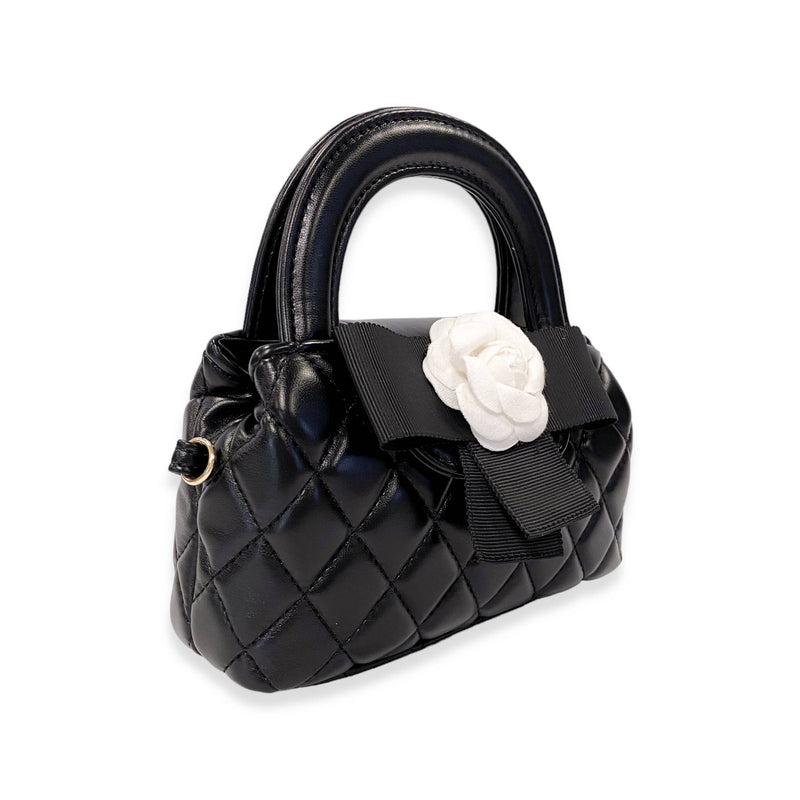 B1360 Floral Applique Quilted Bag (4 Colors): IVORY