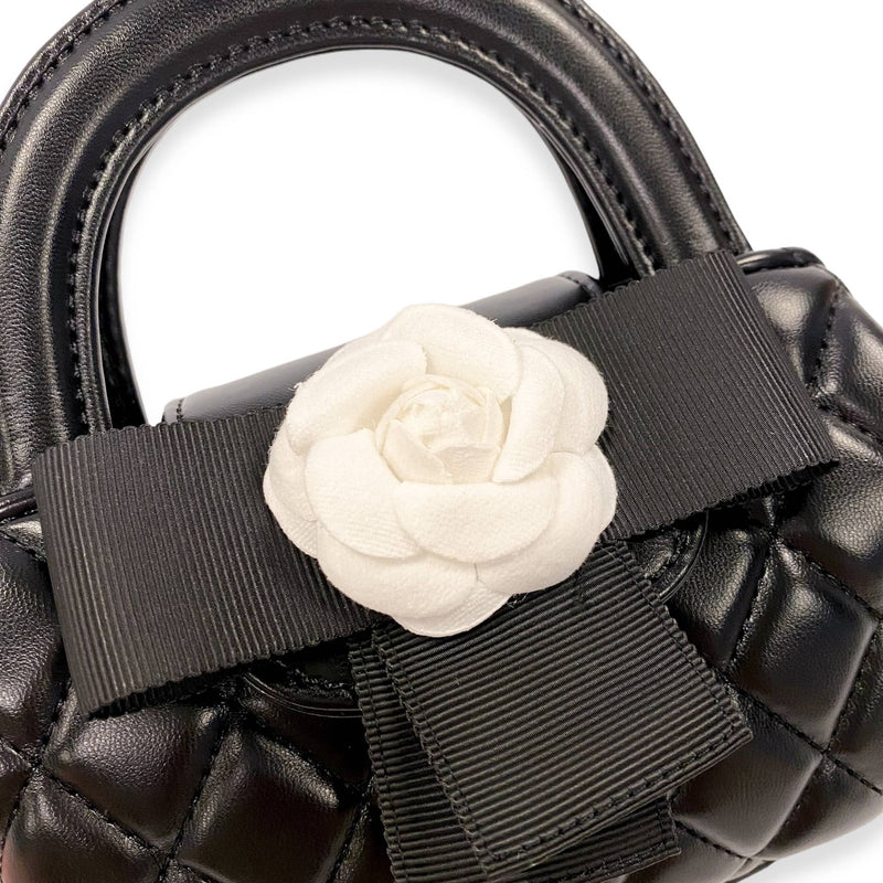 B1360 Floral Applique Quilted Bag (4 Colors): IVORY