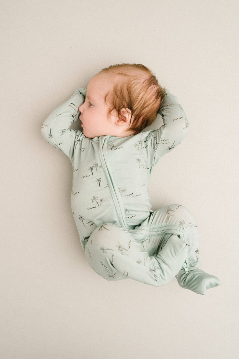 Palm Breeze Bamboo Sleeper: Newborn